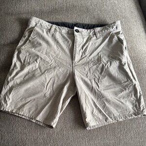 Vuori Men's Beige Casual Shorts